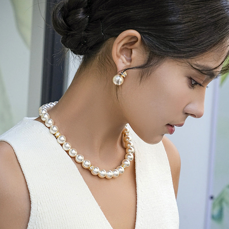 Collar de perlas de la familia Shihua de alta gama, moda ligera y lujo, nuevo modelo en primavera y verano 2024, elegante y versátil cadena de clavícula